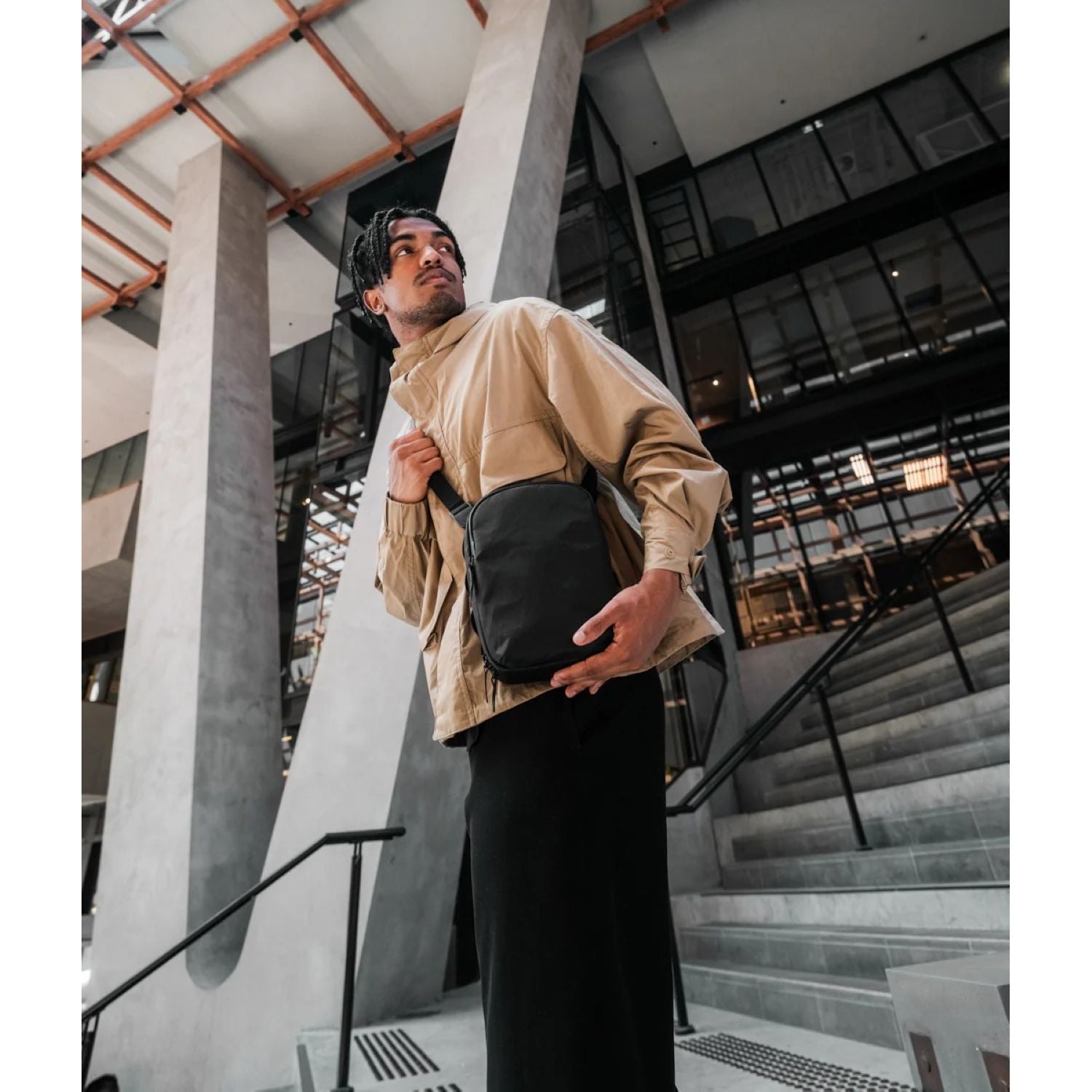 ALPAKA Metro Sling Max