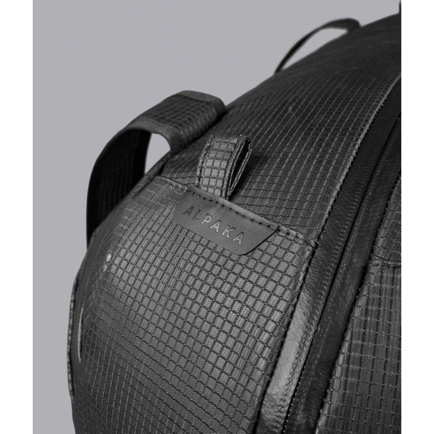 ALPAKA Momentum Duffel