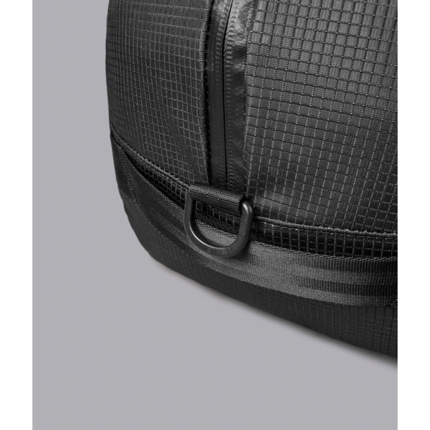 ALPAKA Momentum Duffel
