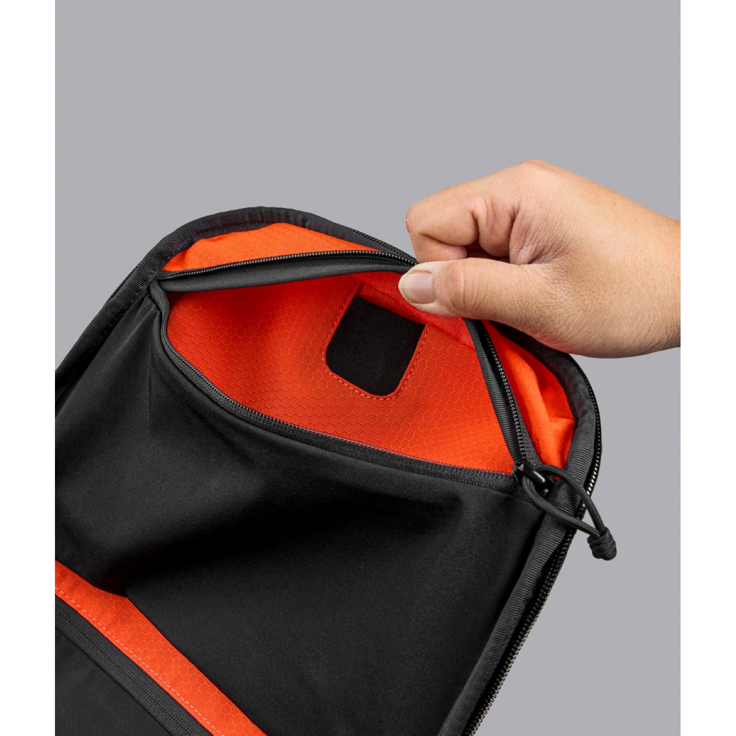 ALPAKA Traverse Backpack 30L