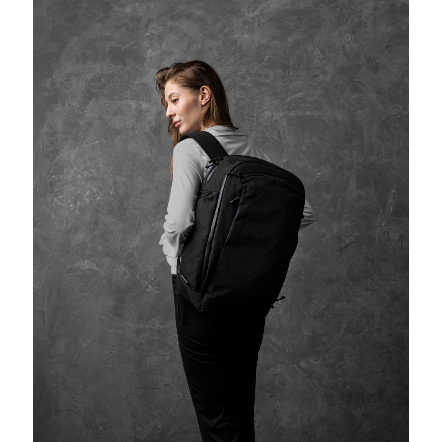 [PRE-ORDER] ALPAKA Traverse Backpack 30L
