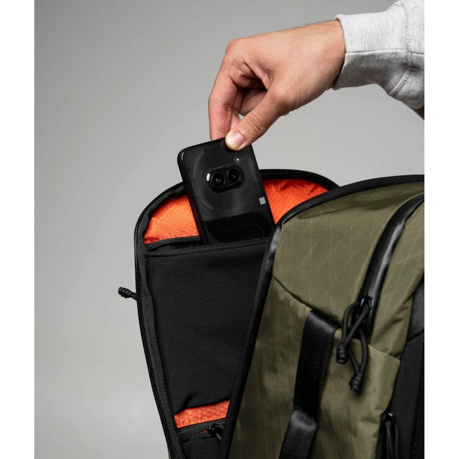 ALPAKA Traverse Backpack 30L