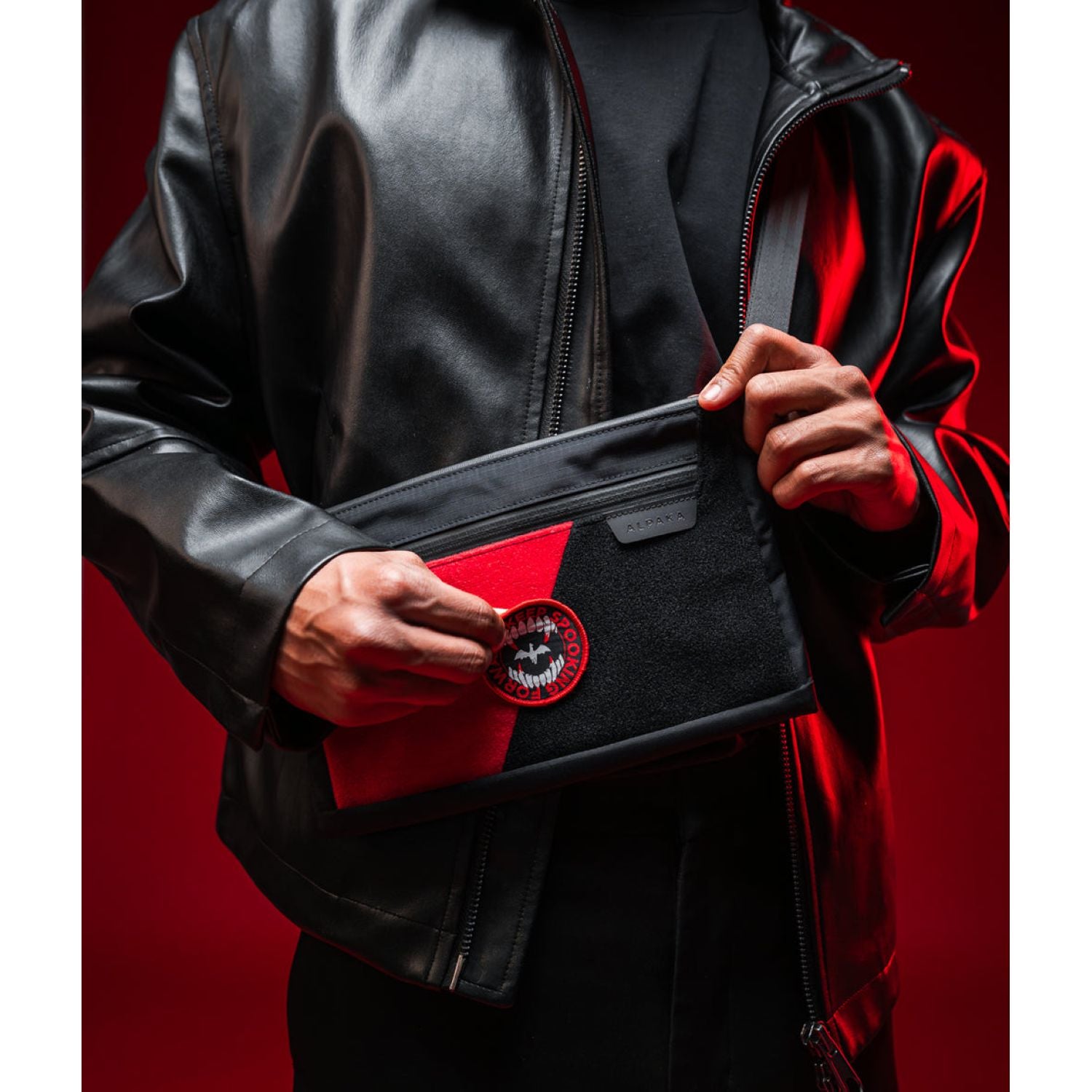 ALPAKA Zip Pouch Max - Vampire Edition