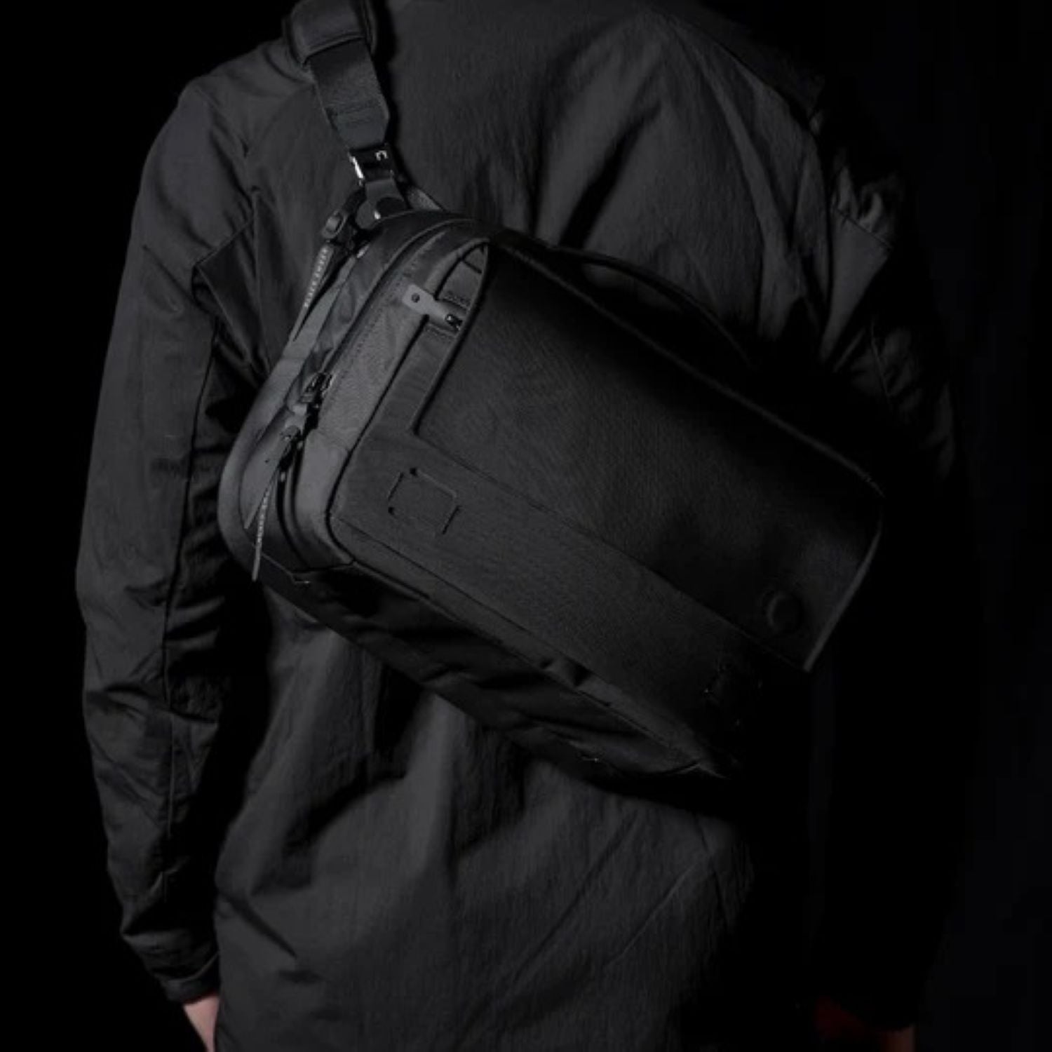 Black Ember Grip Sling Bag Ember Tex Pfas Free 12L