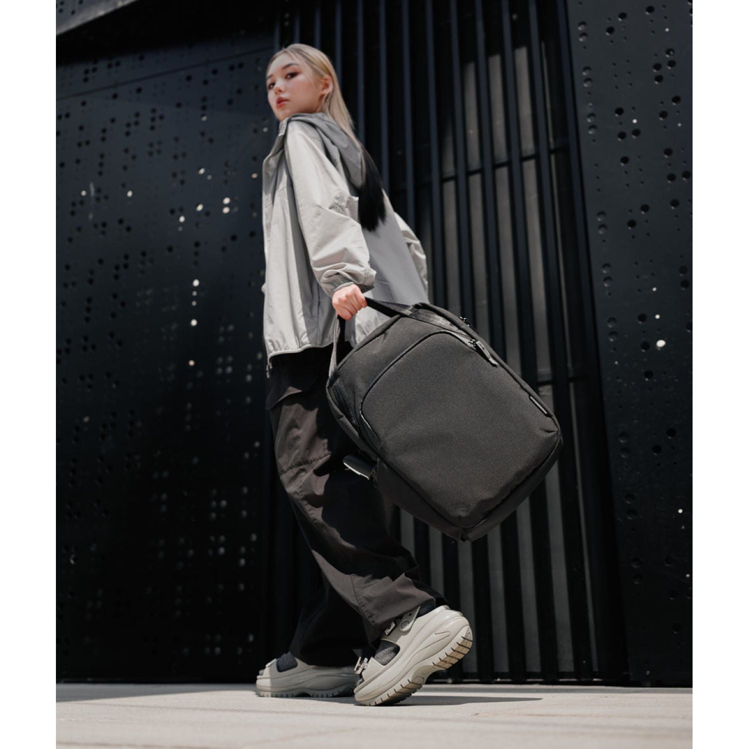 ALPAKA Bravo Tote Pack