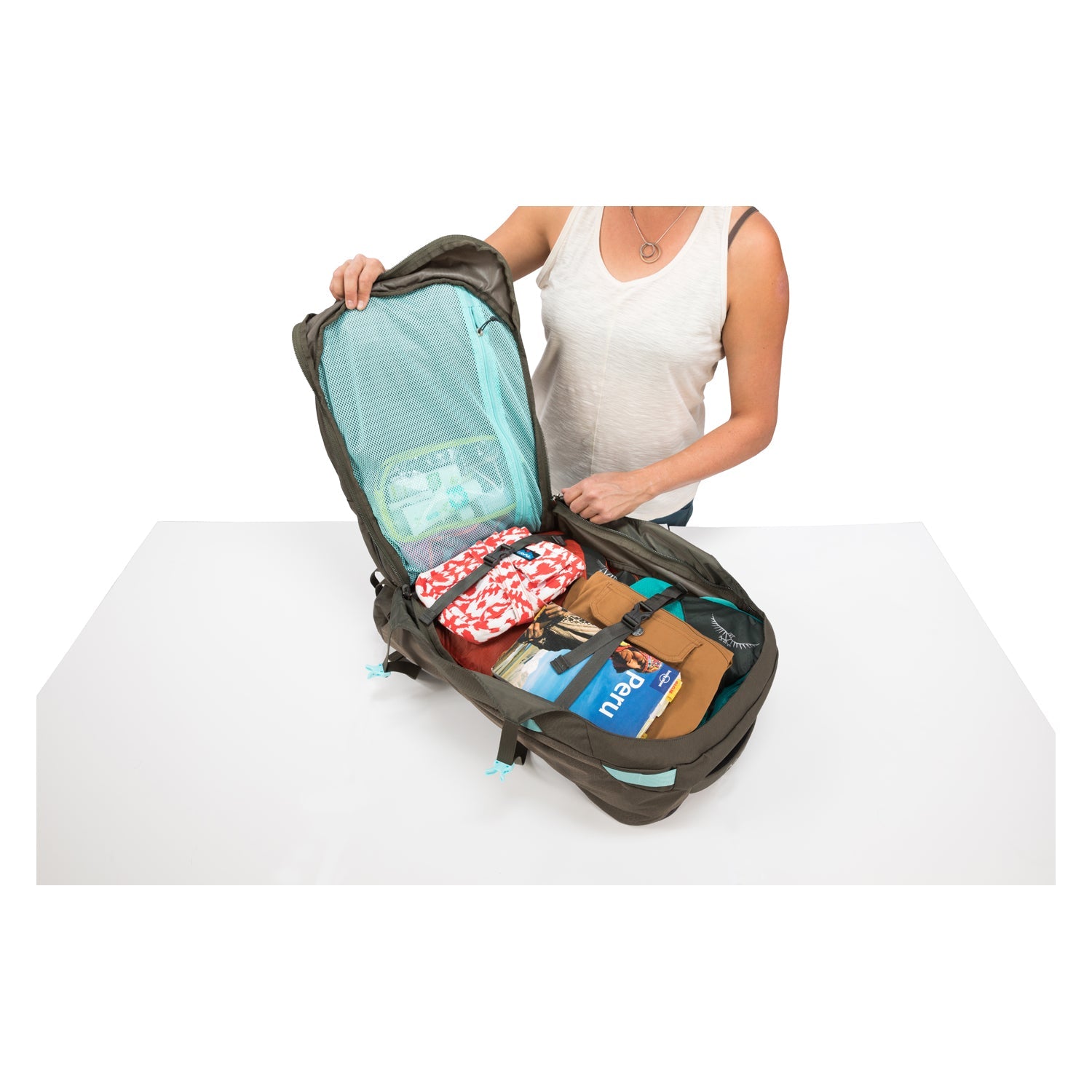 Osprey Fairview Travel Pack 55 Backpack - Small/Medium - Women's Travel - Trekking