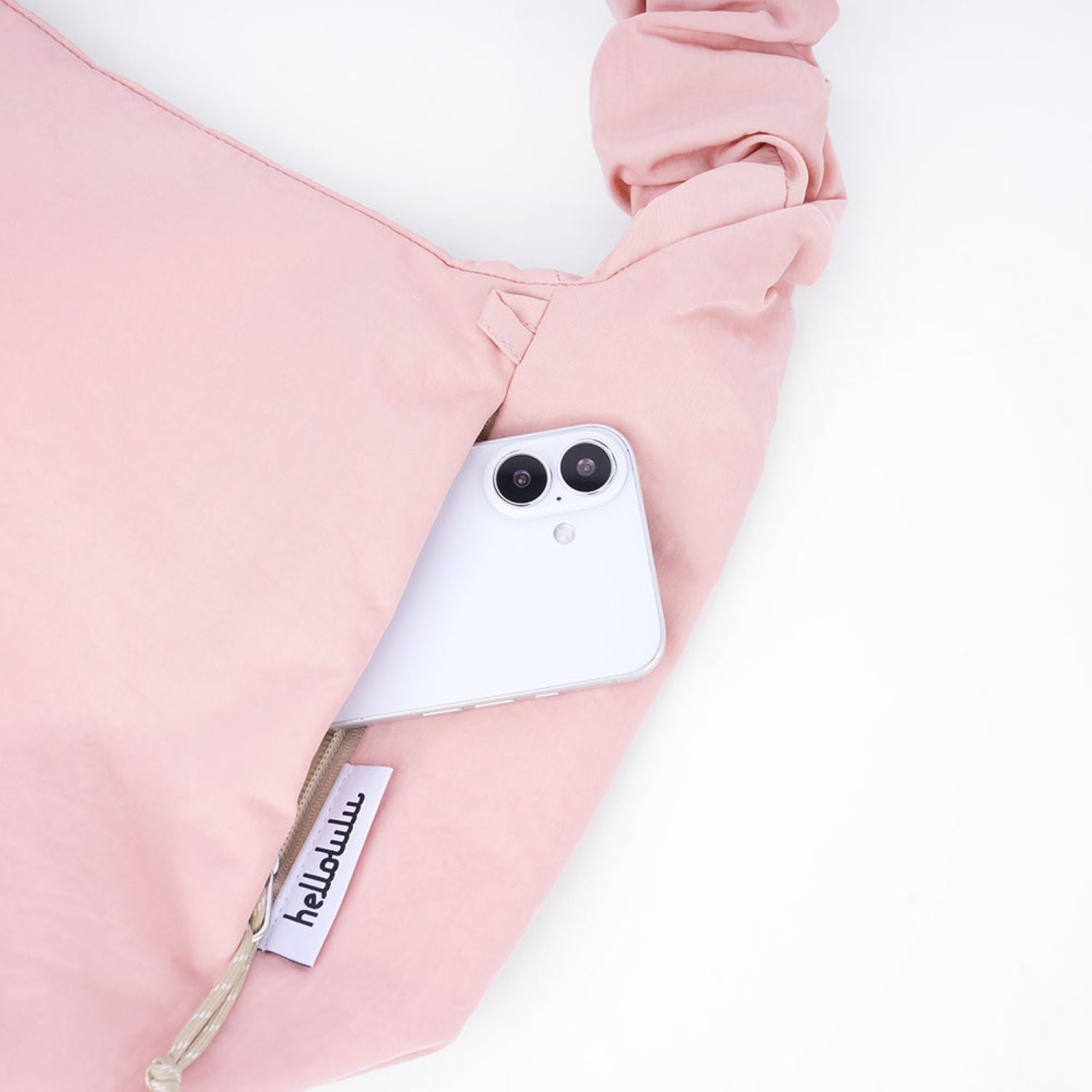 Hellolulu Elan Day Off Bucket Shoulder Bag