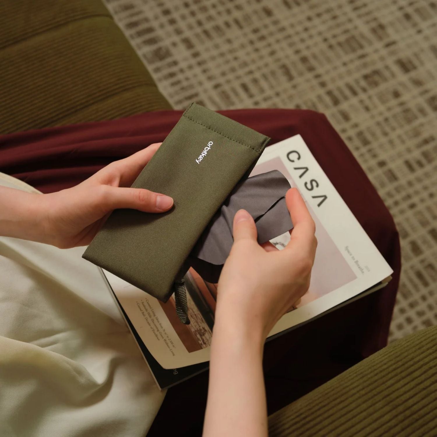 Orbitkey Clip-On Glasses Pouch