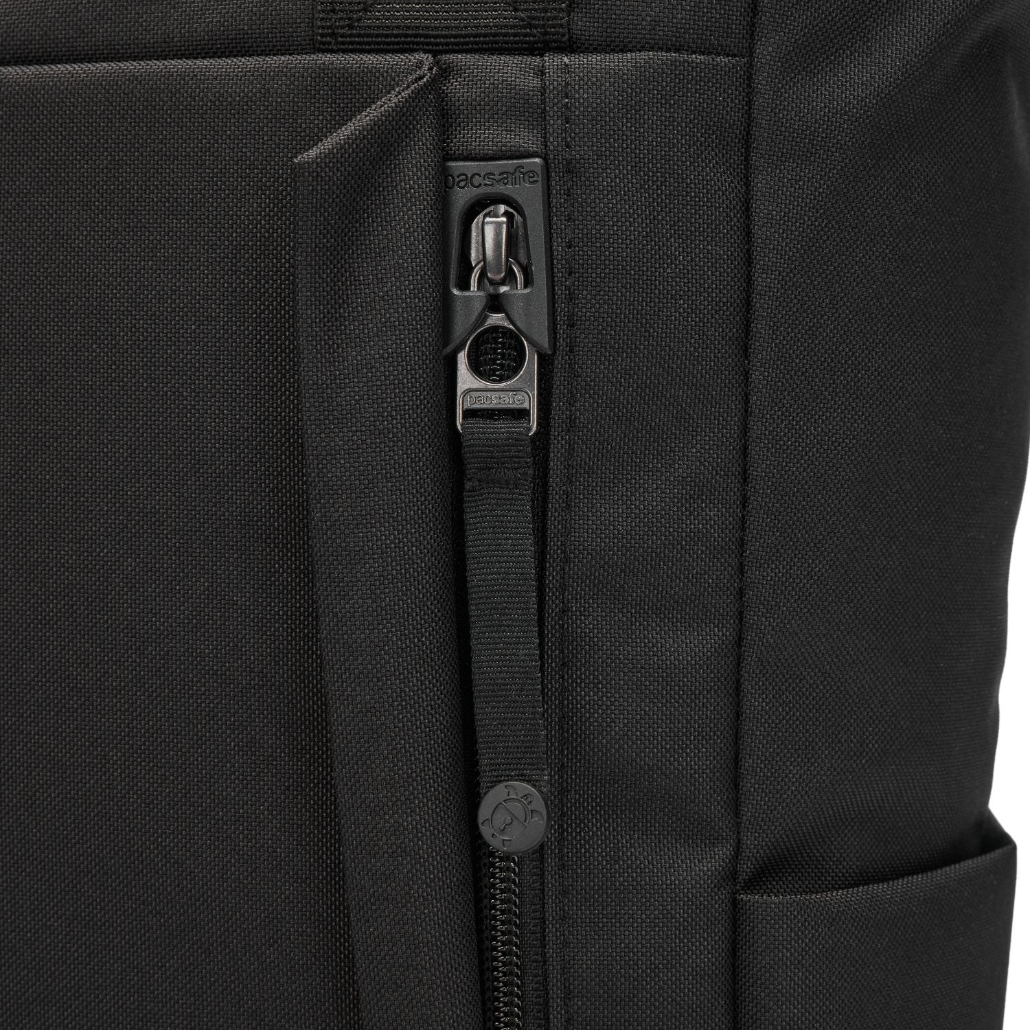 Pacsafe Go Anti-theft Totepack