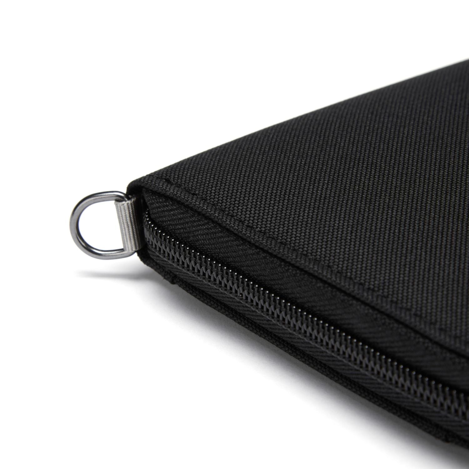 Pacsafe RFIDsafe RFID Blocking Compact Travel Organzier