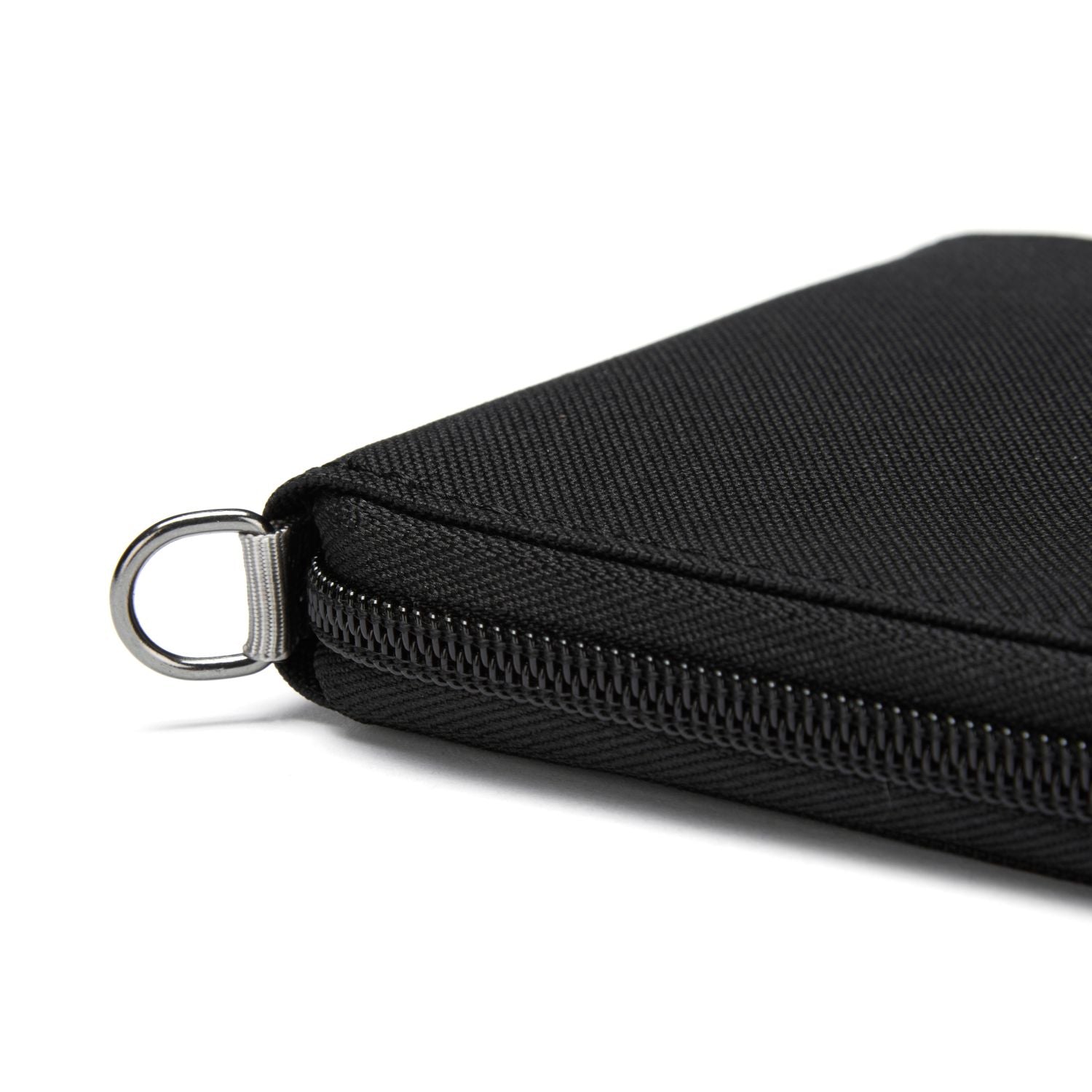 Pacsafe RFIDsafe RFID Blocking Zip Around Wallet